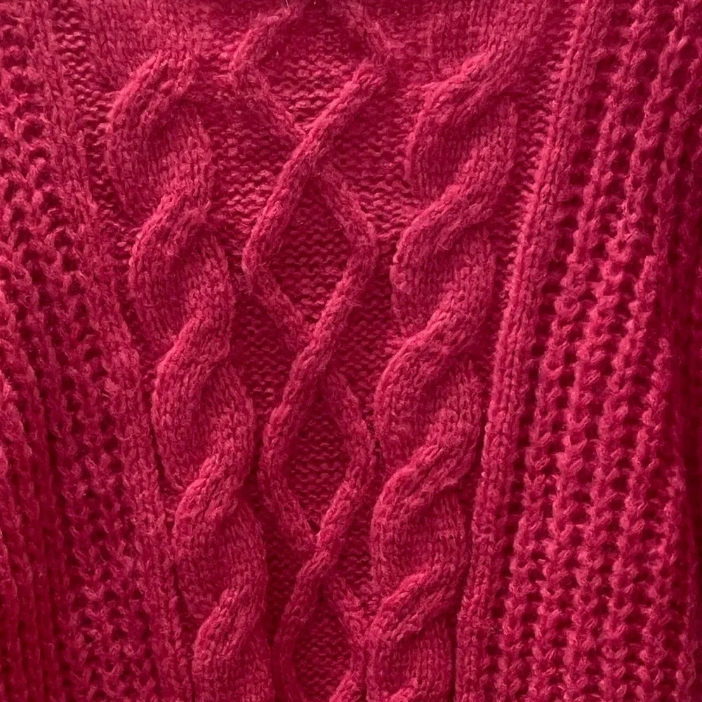 NEW…POL Avery Pink Cableknit Cropped Sweater